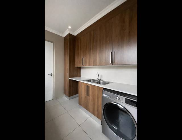 4 BEDROOM PROPERTY TO RENT IN HAZELWOOD